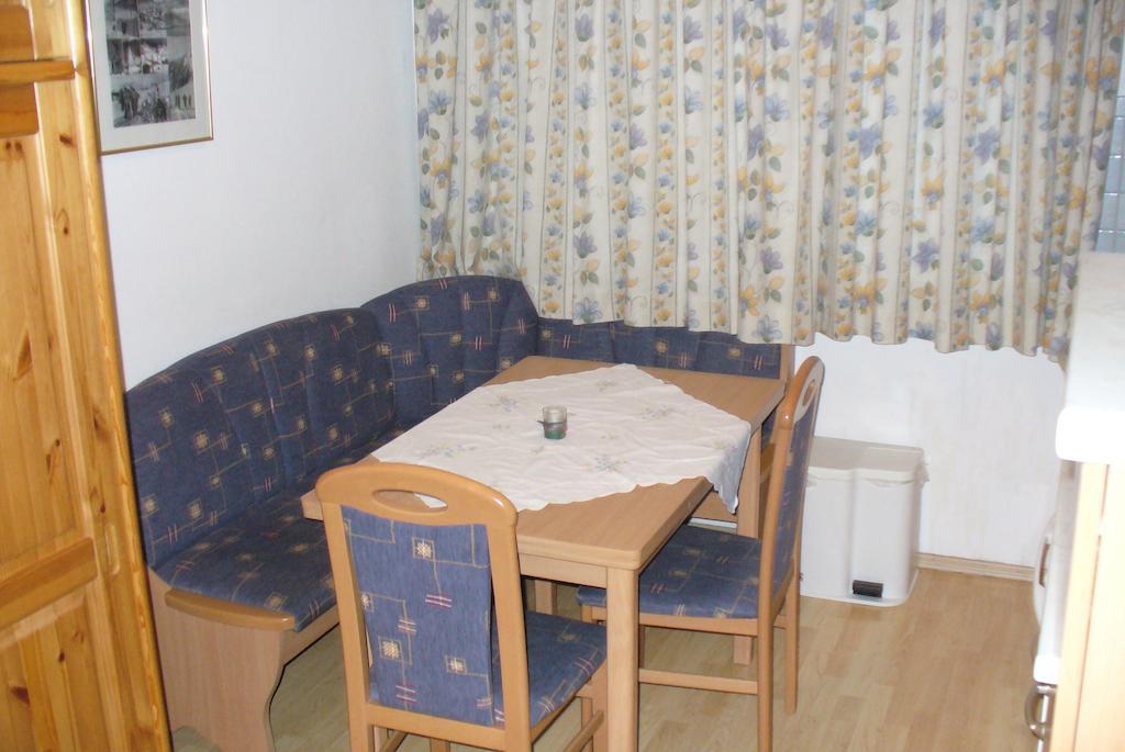Golf & Ski Appartements Lesak Цел ам Зее Стая снимка